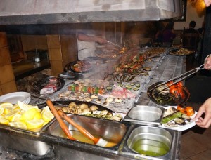 Mallorca - Abendessen am Grill