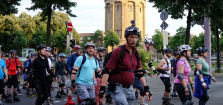 Skatenight Mannheim am Wasserturm.